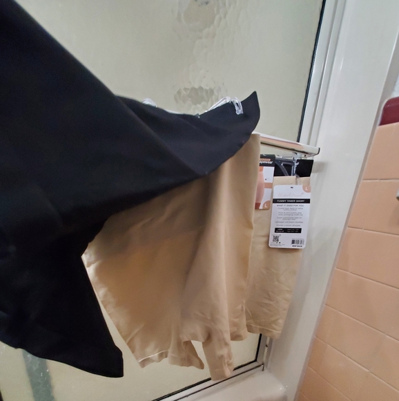 NWT UnderWhere 2PK Tummy Tamer ShapShorts; Double Layer Waistband; L Size; $30. - Picture 5 of 10